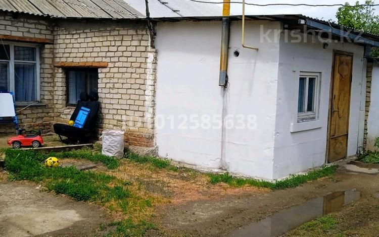 Үйдің бір бөлігі · 2 бөлме · 64 м² · 3 жүзд., Балхаш 8/8 — Деркул, Остановка Уральск 2, бағасы: 9.5 млн ₸ — фото 3