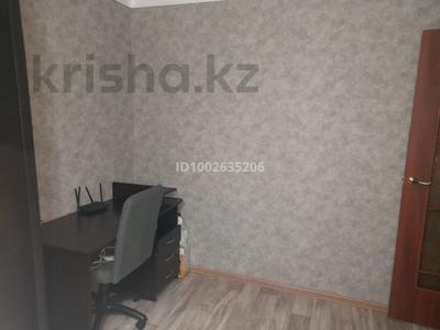 Продажа квартир в Карагандинской обл.: 1-комнатная квартира · 31 м² · 4/5 этаж, Майкудук, Майкудук, 18й микрорайон 18 за 10.5 млн 〒 1-комнатная квартира · 31 м² · 4/5 этаж, Майкудук, Майкудук, 18й микрорайон 18 за 10.5 млн 〒 в Караганде, Алихана Бокейханова р-н