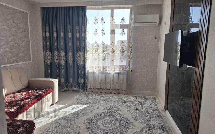 2-бөлмелі пәтер · 65 м² · 3/3 қабат, Батырбекова 18, бағасы: 20 000 ₸ в Туркестане — фото 2