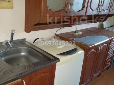 2 комнаты · 22 м² · 1 этаж, мкр Карасу, Карасу.у.млодежная 2/2 за 80 000 ₸ в Алматы, Алатауский р-н