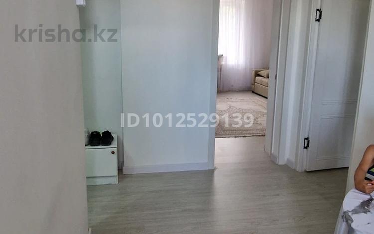 2-бөлмелі пәтер · 45 м² · 3/3 қабат, Азаттык 86 — Напротив Шалкымы, бағасы: 17 млн ₸ в Атырау, мкр Жилгородок — фото 2