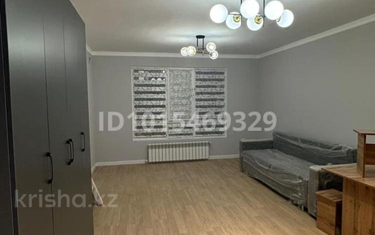 1-комнатная квартира · 30 м² · 5/9 этаж, мкр Аккент за 200 000 ₸ в Алматы, Алатауский р-н — фото 2