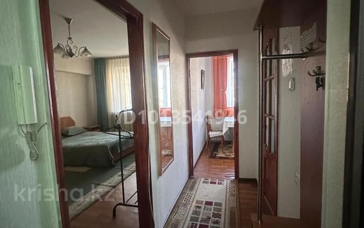 1-комнатная квартира · 40 м² · 3/5 этаж, Льва Толстого 7 за 12 000 ₸ в Алматы, Турксибский р-н — фото 2