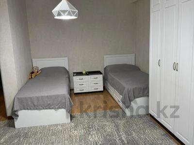 3-бөлмелі пәтер · 90 м² · 1/5 қабат, Халиуллина, бағасы: 61 млн ₸ в Алматы, Медеуский р-н