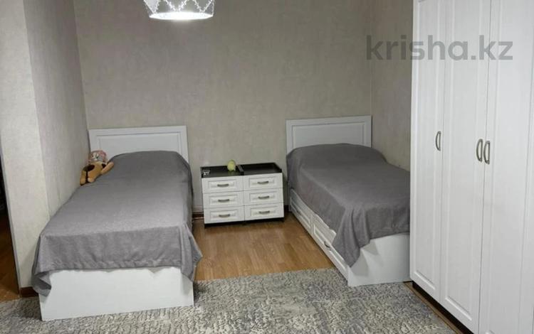 3-комнатная квартира · 90 м² · 1/5 этаж, Халиуллина за 61 млн ₸ в Алматы, Медеуский р-н — фото 5