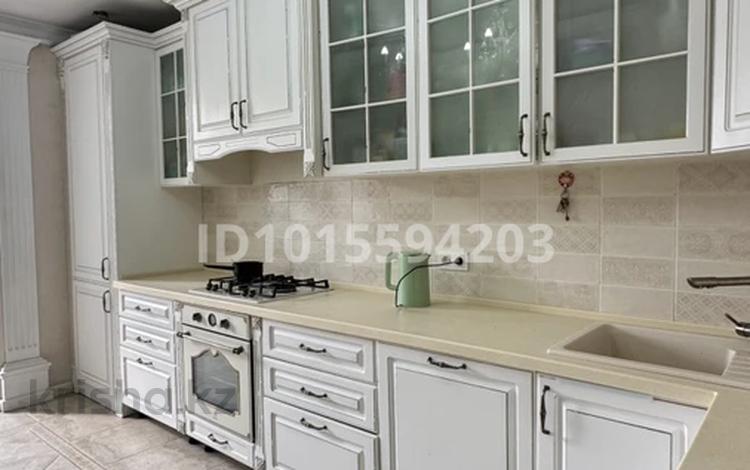 3-бөлмелі пәтер · 120 м² · 2/5 қабат, Алтын орда ш/а., Тәуелсіздік 9/1, бағасы: 55 млн ₸ в Актобе, мкр. Алтын орда — фото 2