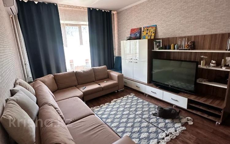 3-бөлмелі пәтер · 72 м² · 4/5 қабат, Богенбай батыра — Чокина, бағасы: 61 млн ₸ в Алматы, Алмалинский р-н — фото 2