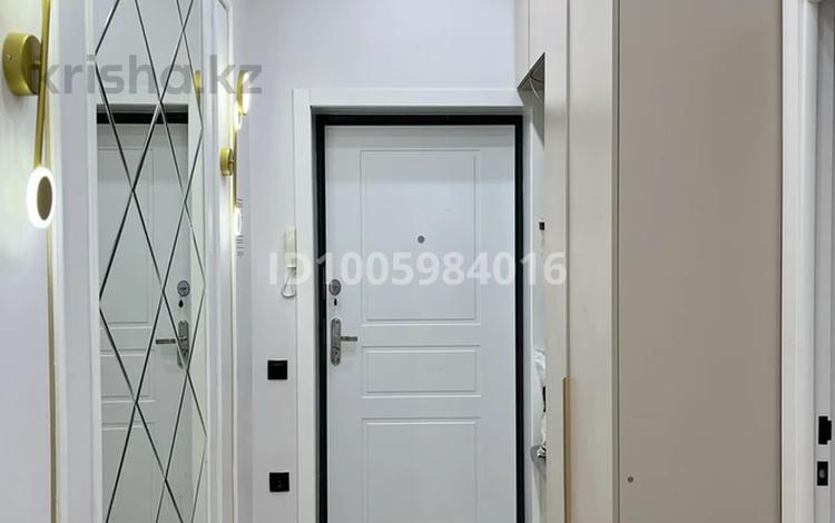 2-комнатная квартира · 71.7 м² · 4/5 этаж, мкр Самал, Мкрн Самал А за 31.5 млн ₸ в Атырау — фото 11