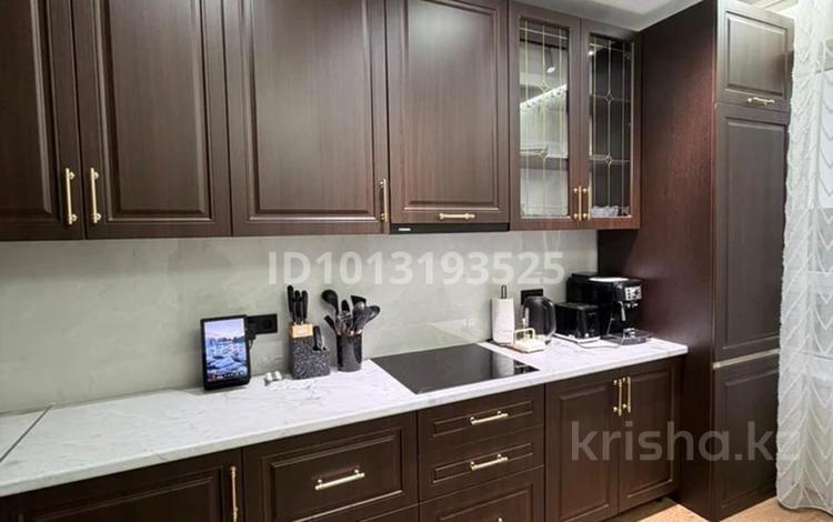 2-бөлмелі пәтер · 68 м² · 10/15 қабат, Шарипа Омарова 1/4, бағасы: 45 млн ₸ в Алматы, Алатауский р-н — фото 2