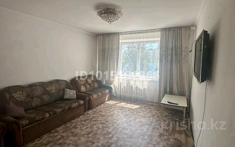 3-комнатная квартира · 65 м² · 3/5 этаж, Тауелсиздик 26 за 80 000 ₸ в Текели — фото 2