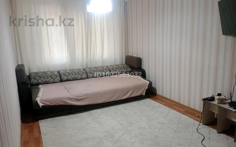 2-комнатная квартира · 45 м² · 1/5 этаж, жилой массив Есет Батыр 168 — Алия молдагулова Есет батыра за 12.5 млн ₸ в Актобе — фото 2