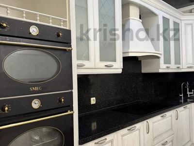 5-комнатная квартира · 180 м² · 11/12 этаж, Керей и Жанибек хандар 22 за 600 000 ₸ в Астане, Есильский р-н