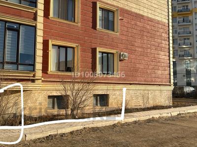 Еркін, кеңселер, дүкендер мен бутиктер, қоймалар, қоғамдық тамақтану орны, сұлулық салондары, медорталықтар мен дәріханалар, білім орталықтары, ойын-сауық · 53 м², бағасы: 8.5 млн ₸ в Актау, 20а мкр