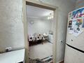 4-бөлмелі пәтер · 64 м² · 3/5 қабат, кв-л Пришахтинск 36, бағасы: 15 млн ₸ в Караганде — фото 8