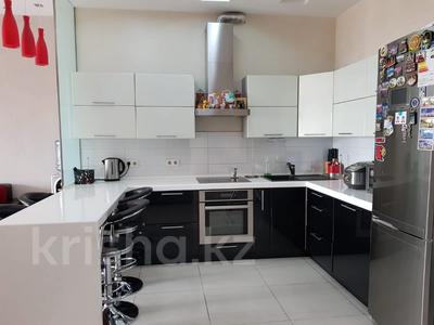 3-комнатная квартира · 120 м² · 9/10 этаж, Исаева за 95 млн ₸ в Алматы, Алмалинский р-н