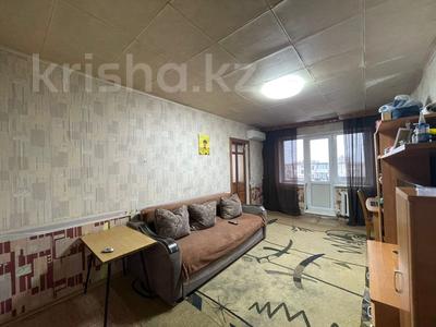 2-комнатная квартира, 41 м², 5/5 этаж, ул. Абая за 6.5 млн 〒 в Темиртау