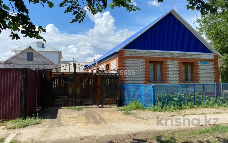 Отдельный дом · 4 комнаты · 93 м² · 3 сот., Старый город за 21 млн 〒 в Актобе — фото 2