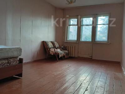 1-комнатная квартира · 32 м² · 2/5 этаж, 343 квартал 15 за 10.5 млн 〒 в Семее