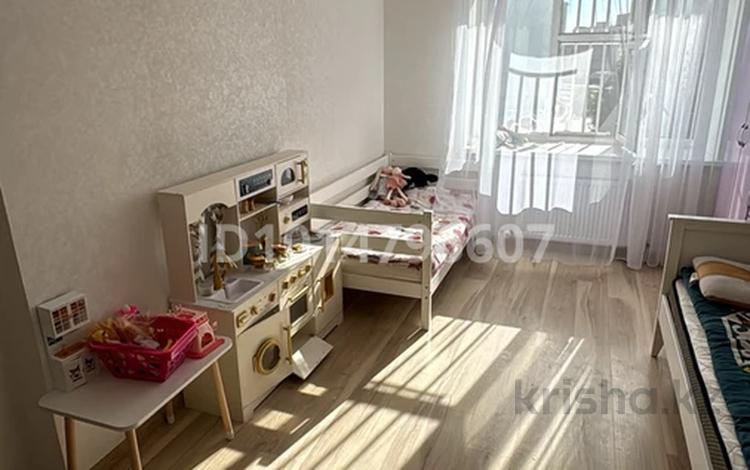 3-бөлмелі пәтер · 76 м² · 6/9 қабат, азербаев 10, бағасы: 36.5 млн ₸ в Астане, Сарайшык р-н — фото 2