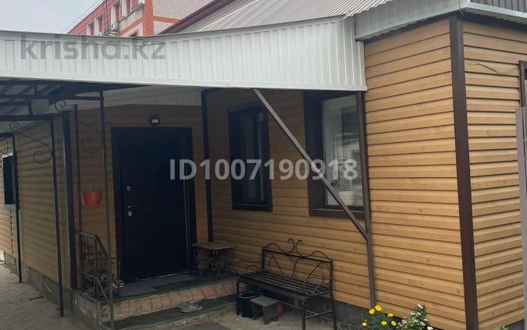 Отдельный дом · 2 комнаты · 72.2 м² · 4.97 сот., Сазда-2 , Пер. Балалар 48 — Между ул. Оспанова и ул. Г.Жубановой за 40 млн 〒 в Актобе — фото 12