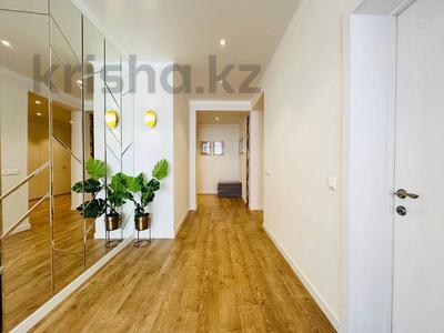 6-комнатная квартира · 205 м² · 17/18 этаж, Кабанбай Батыра 49 за 117 млн ₸ в Астане, Нура р-н