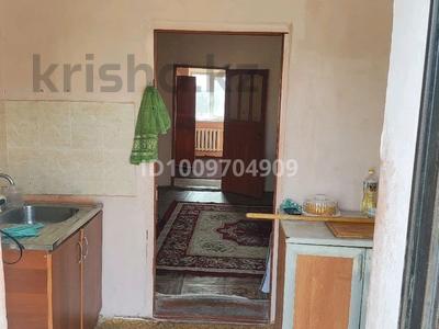 Отдельный дом · 4 комнаты · 100 м² · 13 сот., мкр Акбулым 6 — Боген за 8.5 млн 〒 в Таразе