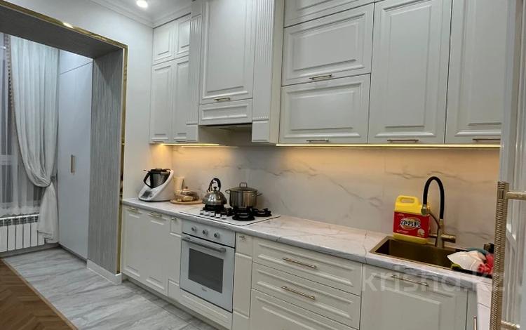 3-бөлмелі пәтер · 116 м² · 5/6 қабат, мкр. Алтын орда, Мангилик ел 30б, бағасы: 60 млн ₸ в Актобе — фото 2