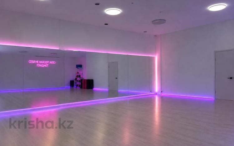 Фитнес и спорт, студии · 58 м² за 231 942 ₸ в Алматы, Бостандыкский р-н — фото 14