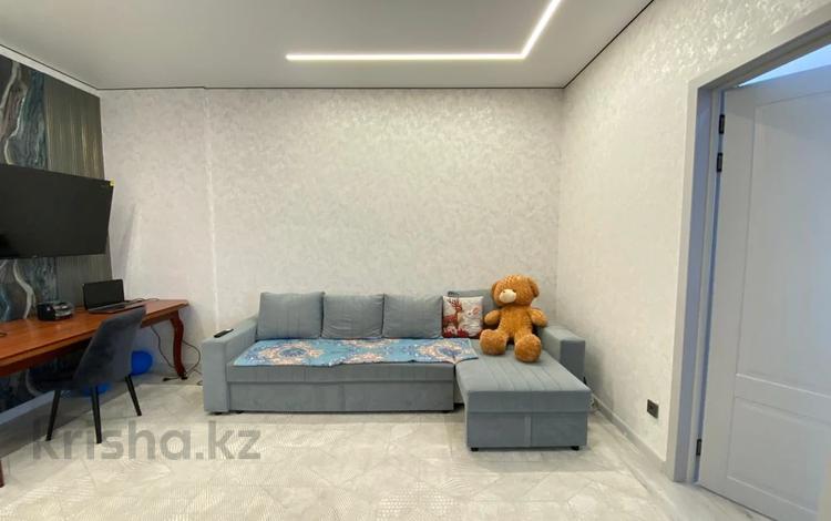 3-комнатная квартира · 70 м² · 11/12 этаж, Толе би 25/1 за 42.5 млн ₸ в Астане, Нура р-н — фото 10