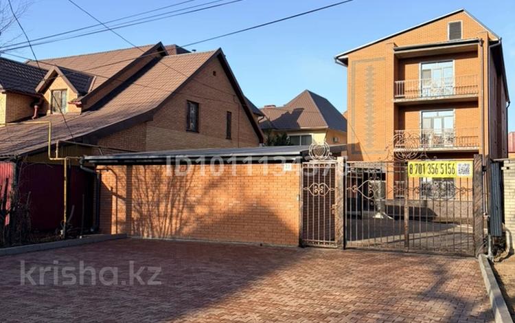 4-бөлмелі пәтер · 170 м², Сакена Сейфуллина 33 — 8 марта, бағасы: 80 млн ₸ в Уральске — фото 2
