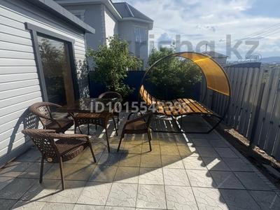 Дом · 2 комнаты · 70 м², Звездная 1 8 за 50 000 ₸ в Бурабае