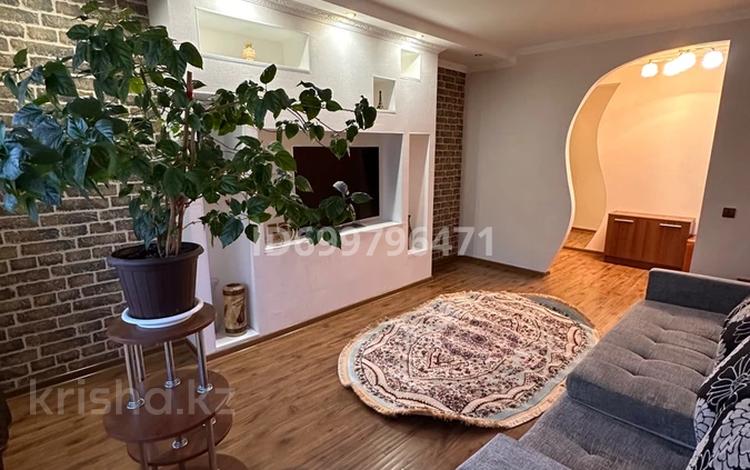 4-бөлмелі пәтер · 80 м² · 4/5 қабат, Сатпаева 13/3 13/3 — Рядом с ТЦ Евразия, бағасы: 45 млн ₸ в Астане, Алматы р-н — фото 2