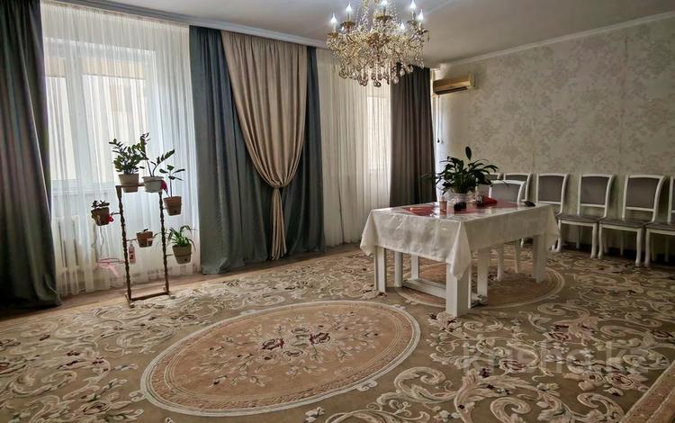 2-комнатная квартира · 81 м² · 4/9 этаж, 29-й мкр 28 за 18 млн ₸ в Актау — фото 2
