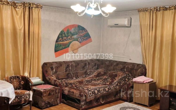 1-комнатная квартира · 20 м² · 2/5 этаж, Толе би 43 — Бывшее кафе Bosfor за 2 000 ₸ в Таразе — фото 2