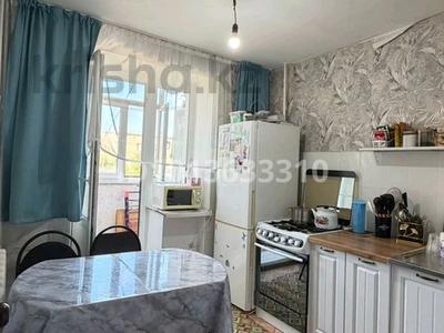 2-бөлмелі пәтер · 48 м² · 4/5 қабат, Шанхай ш/а., Рыскулова 20, бағасы: 13.5 млн ₸ в Актобе, мкр Шанхай
