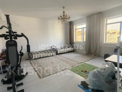 2-бөлмелі пәтер · 86 м² · 3/10 қабат, 17-ш/а. 99, бағасы: 30 млн ₸ в Актау, 17-й мкр