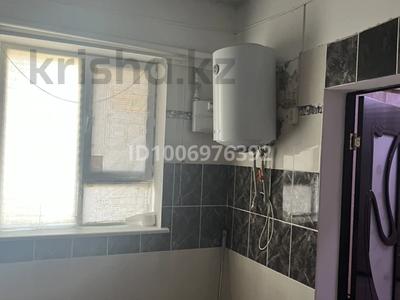 Отдельный дом · 9 комнат · 350 м², Максот Танкыбаев 137 — Рядом вокзал в сторону переезда возле маг Караван за 400 000 〒 в Кульсары