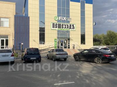 Магазины и бутики · 200 м² за 500 000 ₸ в Уральске, мкр Кунаева