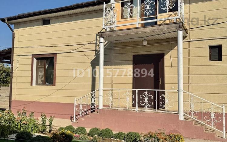 Отдельный дом · 4 комнаты · 300 м² · 8 сот., мкр Самал-2 58 — Казиева- Аргынбекова. улица Канагат, тупиковая улица за 115 млн ₸ в Шымкенте, Абайский р-н — фото 2