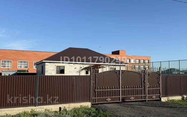 Жеке үй · 4 бөлме · 150 м² · 10 сот., жилой массив Бауырластар, Бауырластар 3 — Бауырластар 3, бағасы: 29 млн 〒 в Актобе — фото 19