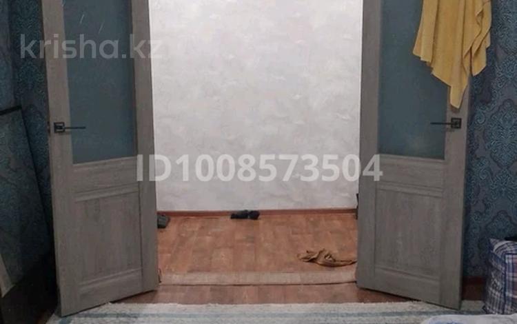 2-бөлмелі пәтер · 56 м² · 5/5 қабат, 5 микрорайон 32 — Базар мечеть, бағасы: 5.6 млн ₸ в Алге — фото 2