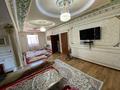 Жеке үй · 15 бөлме · 400 м² · 10 жүзд., Куралбаев 155, бағасы: 130 млн ₸ в Кентау — фото 37