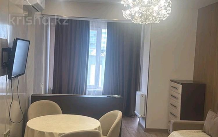 1-комнатная квартира · 30 м² · 4/17 этаж, Ауэзова 2/8 за 260 000 ₸ в Алматы, Алмалинский р-н — фото 14