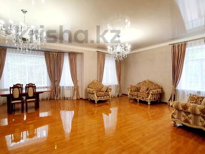 Отдельный дом • 6 комнат • 428 м² • 20 сот., Ермекова за 175 млн 〒 в Караганде, Казыбек би р-н