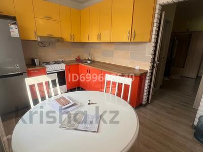 Аренда квартир в Карагандинской обл.: 2-комнатная квартира · 60 м² · 3/5 этаж, мкр Юго-Восток, Сатыбалдина 27/2 за 210 000 〒 2-комнатная квартира · 60 м² · 3/5 этаж, мкр Юго-Восток, Сатыбалдина 27/2 за 210 000 〒 в Караганде, Казыбек би р-н