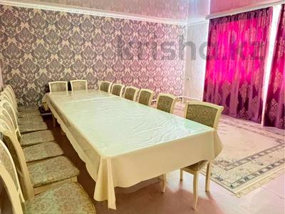 Отдельный дом · 4 комнаты · 122.3 м² · 8 сот., мкр Оркен, Сатан Шореева за 24 млн ₸ в Атырау