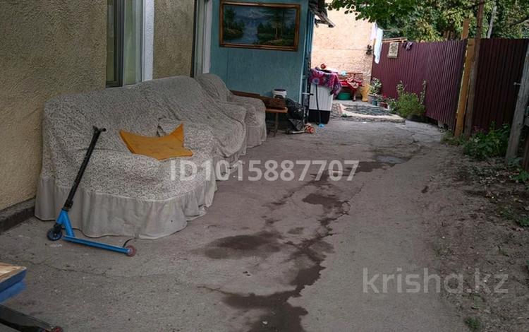 Часть дома · 3 комнаты · 80 м² · 2.5 сот., Лисаковская 99 за 20 млн ₸ в Алматы, Медеуский р-н — фото 2