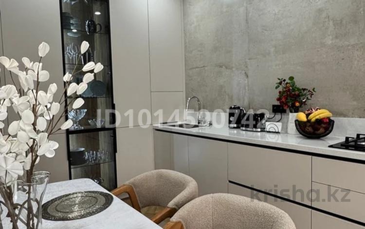 3-комнатная квартира · 110 м² · 1/9 этаж, мкр. Алтын орда, Алия Молдагулова 66г за 68 млн ₸ в Актобе — фото 2