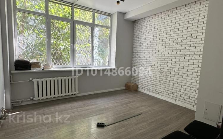 Офисы, образование, конференц-залы, кабинеты и рабочие места · 24 м² за 150 000 ₸ в Алматы, Бостандыкский р-н — фото 2