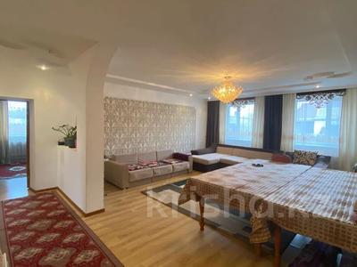 Отдельный дом · 4 комнаты · 160 м² · 27 сот., Бейбитшилик — Магазин Ева, Магнит за 46 млн 〒 в Жибек Жолы